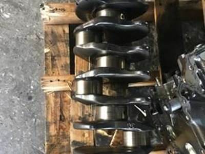 Used Crankshaft For A Isuzu 4HK1 Engine