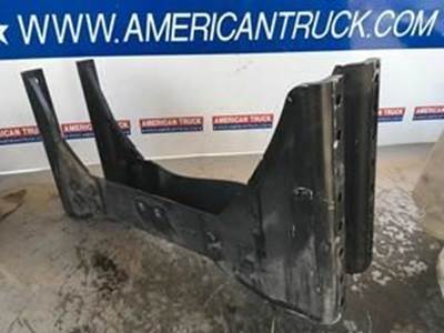 Used  Paccar Crossmember  For Peterbilt