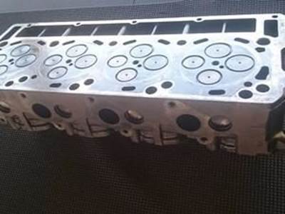 Intake Valve Head Assembly For A 6.0L International Engine