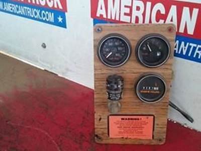 Used Volvo 3 Gauge Dash Panel