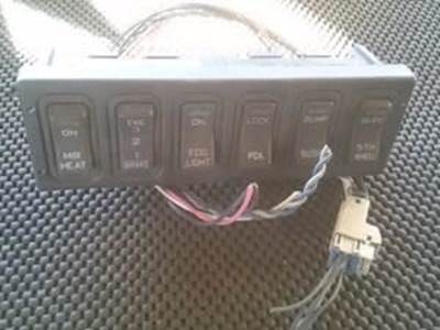 Dash Switches For Mirrors, Engine Brakes, 5TH Wheel Lock, Unl;Ock And Air