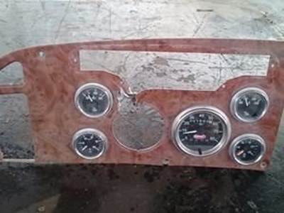 Used Dash Panel For 2003 Peterbilt 357 Damage Guages Are Good Still