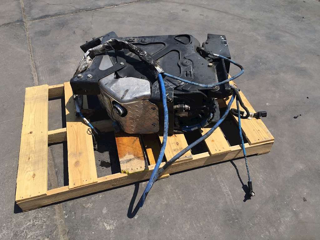 Used Def Tank For Detroit DD15 Engine Came Off 2014 Freightliner