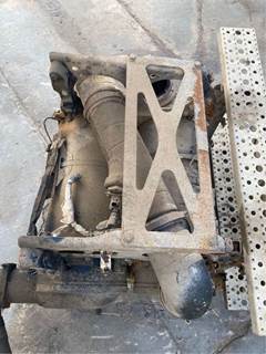 DPF Filter With Steps Off Of A 2013 Freightliner CAscAdiA 125 And thAt wAs mAted