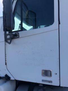 Good Used Driver Side Door With Power Windows For A 2007 Freightliner ColumbiA