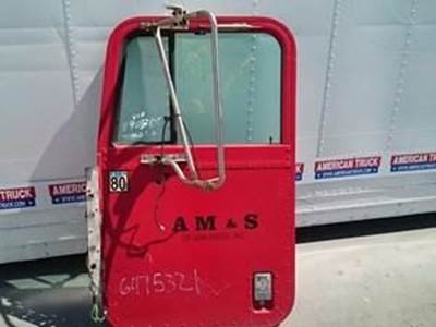 Used Driver Side Door For 1999 International