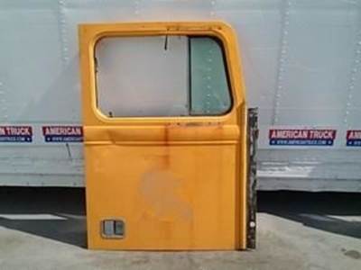 Used Passenger Side Door For 1986 Autocar