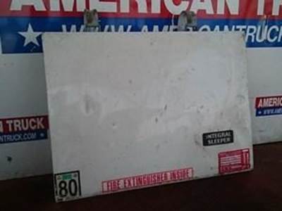 Used Side Sleeper Door For Volvo VNL