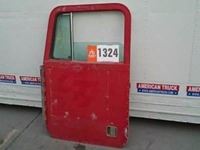 Used  Driver Side Door For 1981 Peterbilt