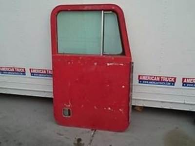 Used  Passenger Side Door For 1981 Peterbilt