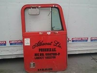 Used Passenger Side Door For 2000 Peterbilt 379 In Good Condition