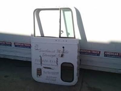 Used Passenger Side Door For 1998 International 9100