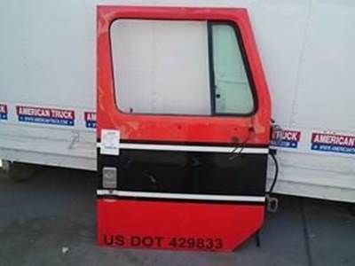 Used Passenger Side Door In Good Condition For 1996 InTERNATIONAL 8200