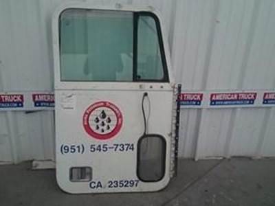 Used Passenger Side Door For Freightliner FLD120