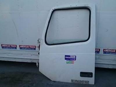 Used Driver Side Door For Volvo VNL