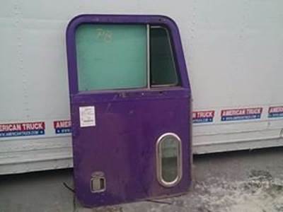 Used  Passenger Side Door For 2000 Peterbilt 379
