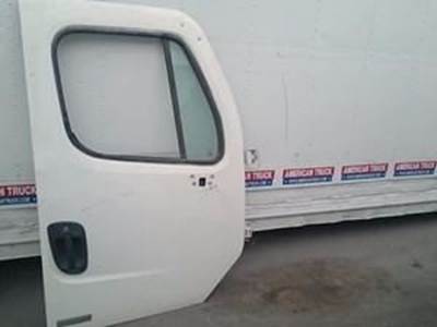 Used Passenger Side Door For A Freightliner M2-BUSSINES Class