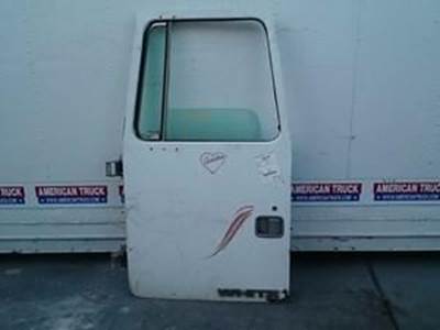 Used Driver Side Door For White Volvo