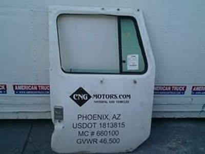 Used Passenger Side Door For 1999 International 4700 Minor Damage Dented On