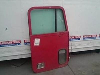 Used Passenger Side Door For Freightliner FLD120
