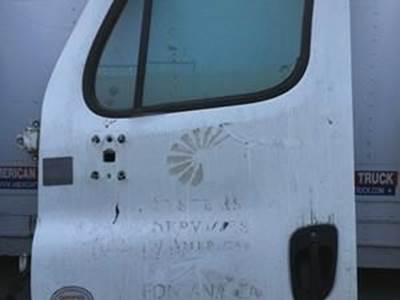 Used Driver Door For Freightliner Cascadia