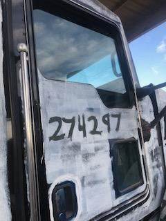 Good Used PAssenger Side Door With Power Windows For A 2013 Kenworth T800
