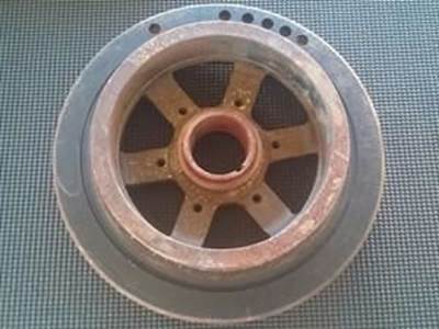 International Balancer/Vibration Damper With 8 - Groove Pulley For A 530E Engine