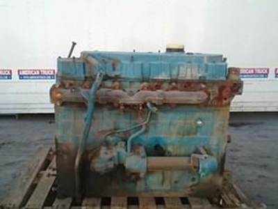 Used International DT466 Cylinder Block It Comes WItH Injectors And Cylinder