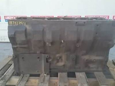 Used International DT530E Cylinder Block