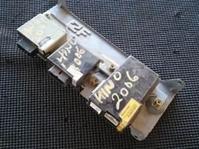 2006 Hino Control Modules For Flasher And Brake Lights