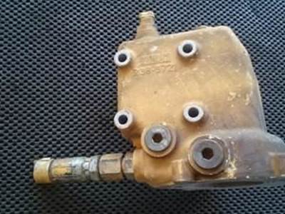 Caterpillar C13 Thermostat Housing, With Temperature Sensor Intact