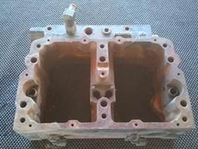 Used Cummins N14 Engine Rocker Housing