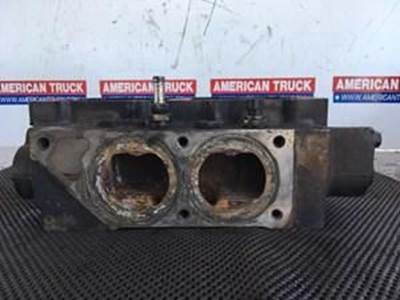 Used Cummins N14 Engine Rocker Box Rocker Lever Arm Housing