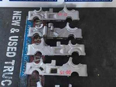 Used Camshaft Housing Bracket For A Detroit DD15 Engine