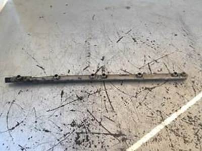 Used Detroit DD15 Fuel Rail