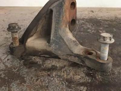 Used Rear Flywheel Support Engine Mount For Detroit DD15