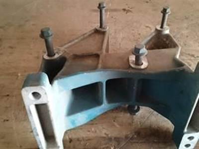 Good Clean And Inspected International DT466E Alternator Braket