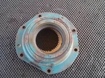 International DT466 Oil Pump Cover With Splined, Rotating Integral Gear