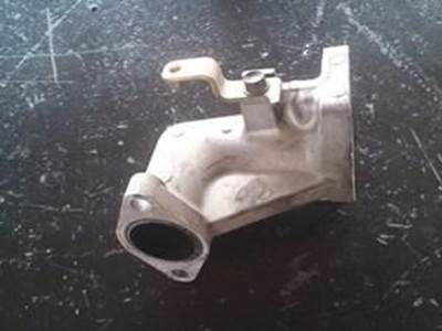 Air Flow Connection Elbow For An Isuzu 6HK Engine