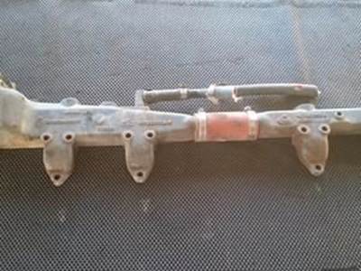 Mack E7 Thermostat Water Manifold