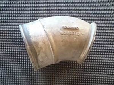 Air To Air Elbow For A Volvo  Engine. Tube Goes From 4 Inches To 41/2 In