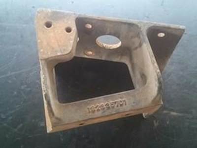 Engine Mount For A DT466E International Engine. Also Utilized For A DT530 Engine