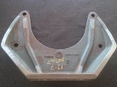 Front Engine Mount For A Detroit Diesel Series 60, 12.7L Engine
