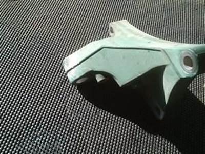 Volvo D16 Engine Mount