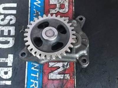 Used Oil Pump For A Isuzu 4HK1 Engine