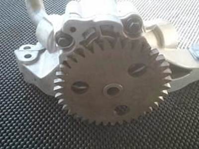 Volvo D16 Engine Oil Pump