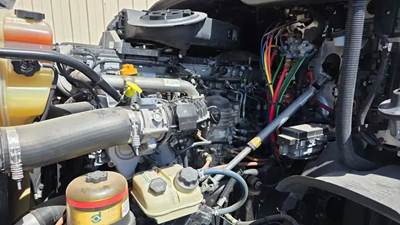 Freightliner Engine for a 2016 Freightliner Cascadia 125
