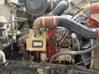 Peterbilt Engine for a 2014 Peterbilt 365