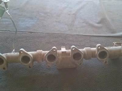International DT466E Exhaust Manifold