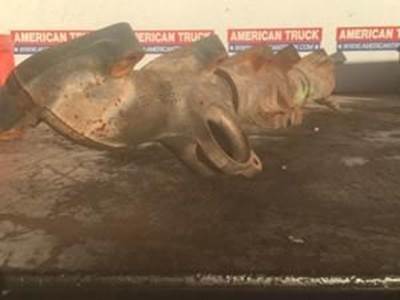 Used Exhaust Manifold For International DT466E